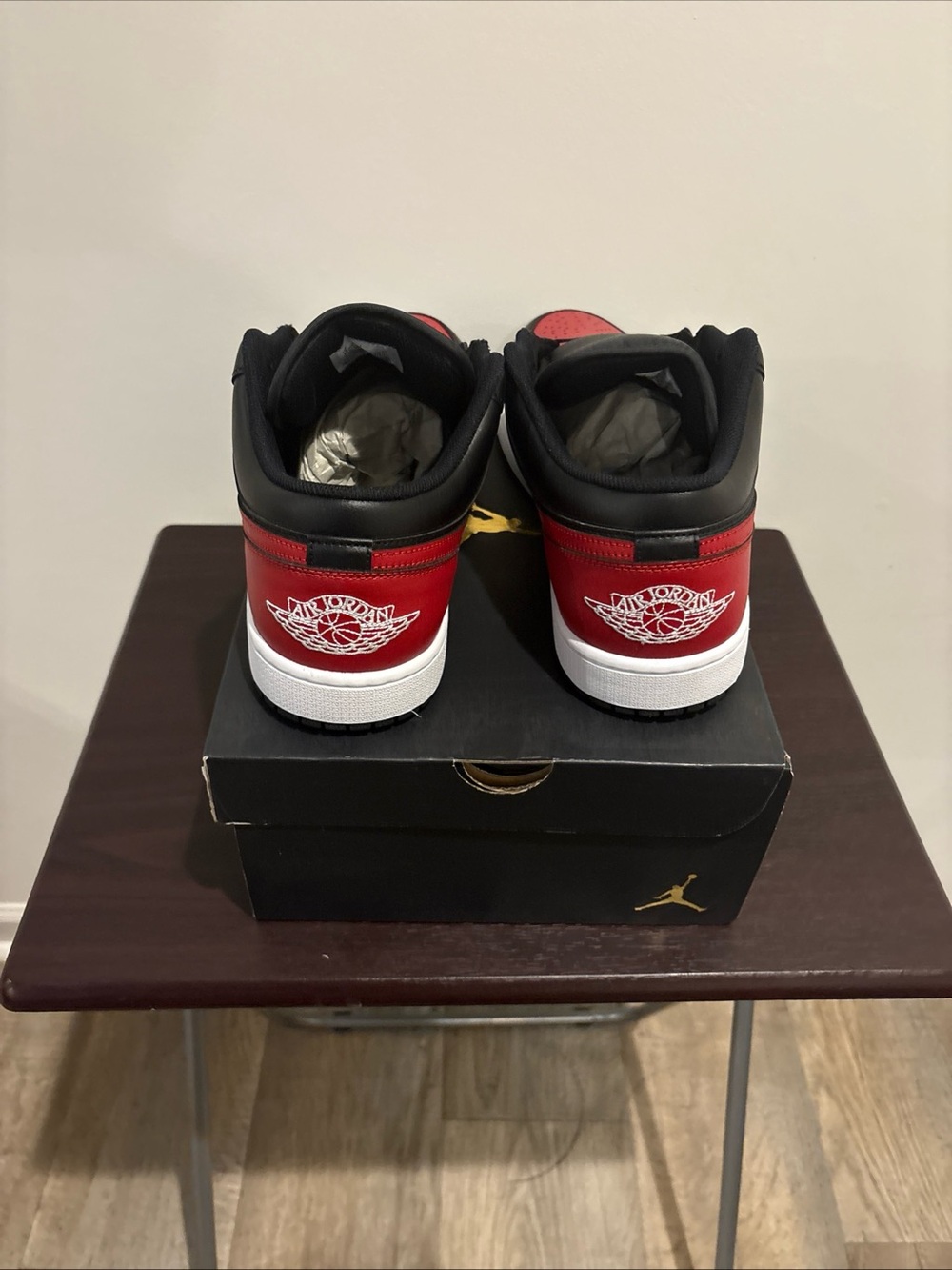 Men Jordan One lLow-Top Sneakers size13 in Black and Red - Picture 4 of 9